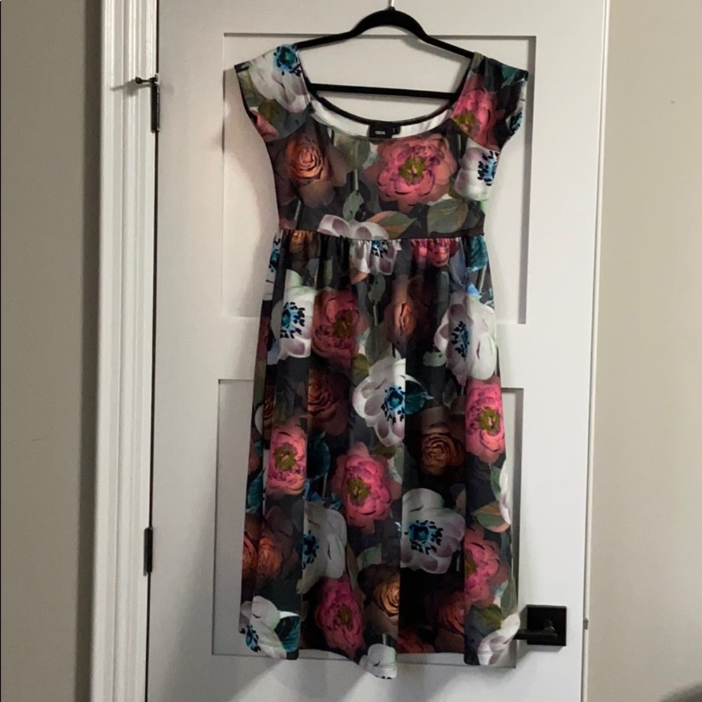 ASOS MATERNITY floral dress - size 6